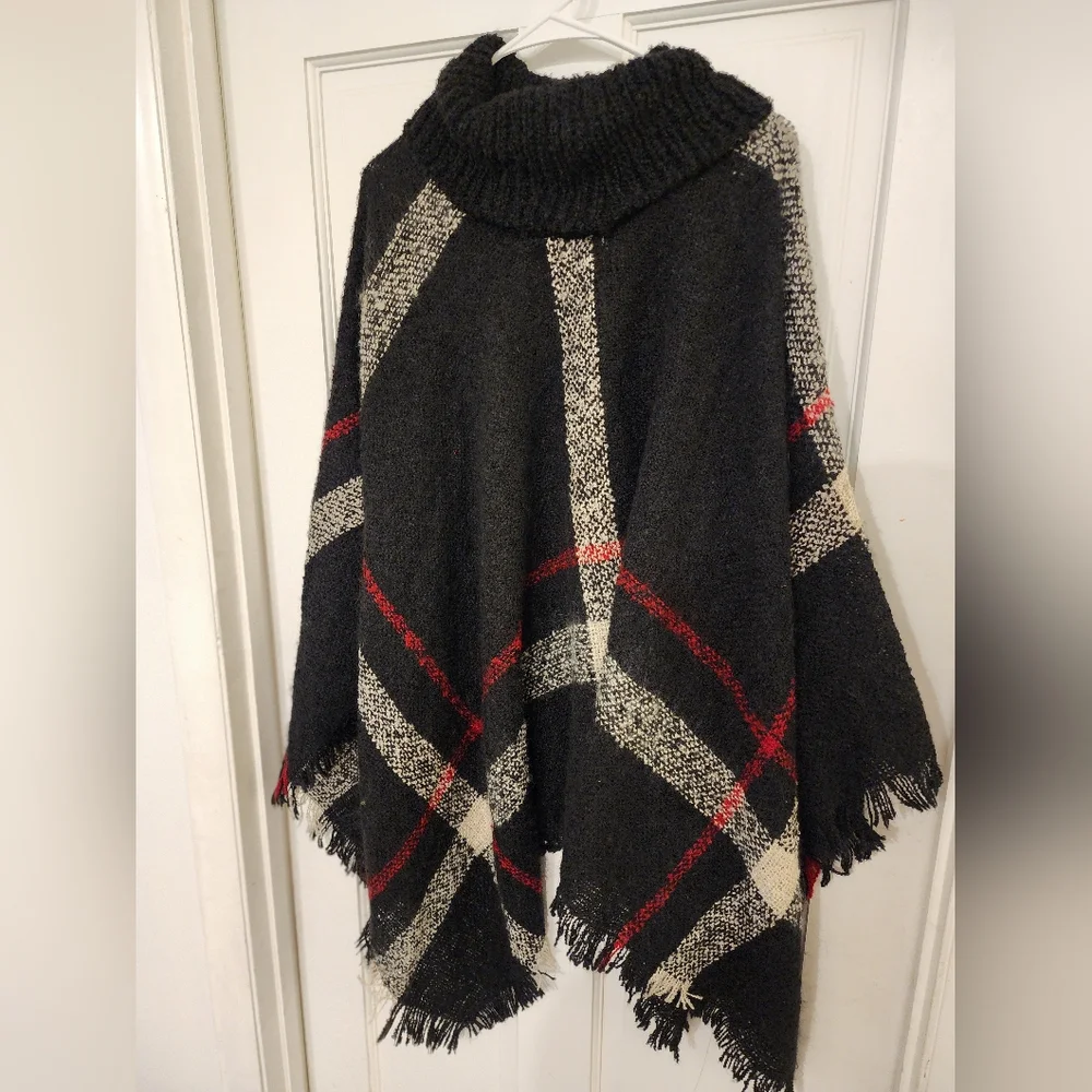 High neck free style cape, in wool fabric - Picture 1 of 5